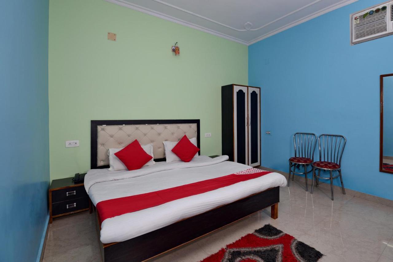 Oyo 4409 Hotel Chaitanya Inn فاراناسي المظهر الخارجي الصورة
