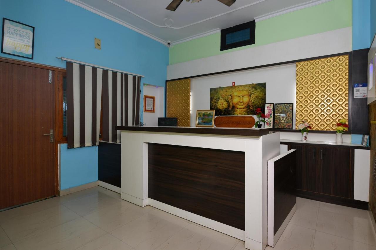 Oyo 4409 Hotel Chaitanya Inn فاراناسي المظهر الخارجي الصورة