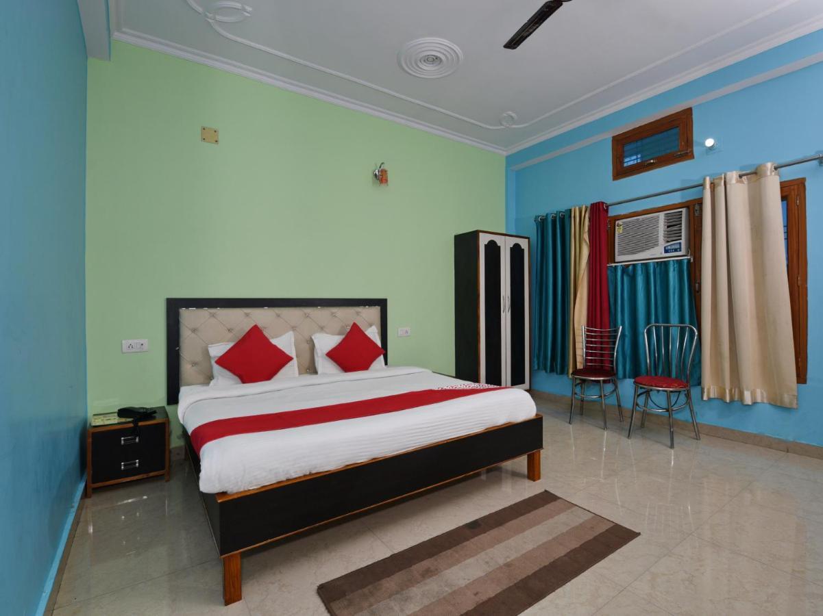 Oyo 4409 Hotel Chaitanya Inn فاراناسي المظهر الخارجي الصورة
