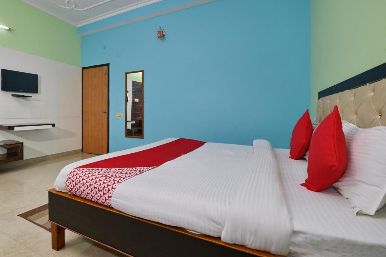 Oyo 4409 Hotel Chaitanya Inn فاراناسي المظهر الخارجي الصورة